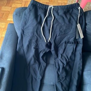 Essential sweatpants, men